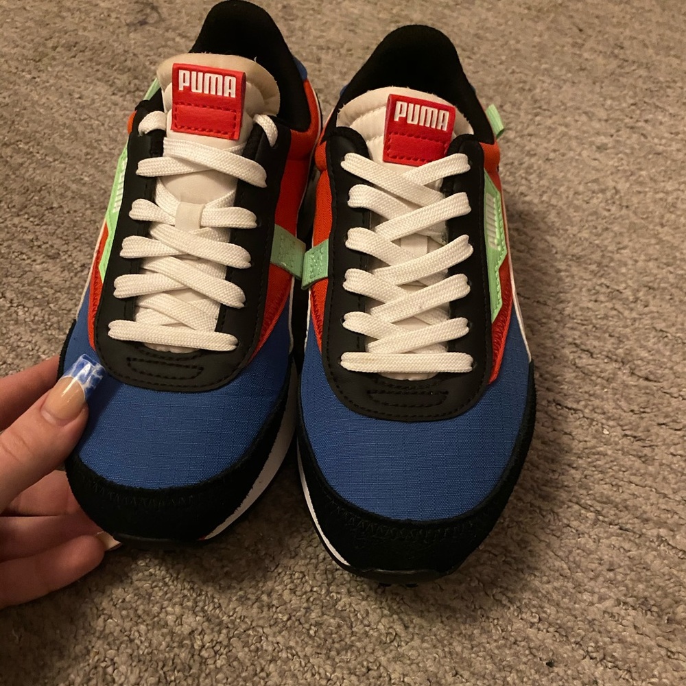 Puma Kids Sneakers!